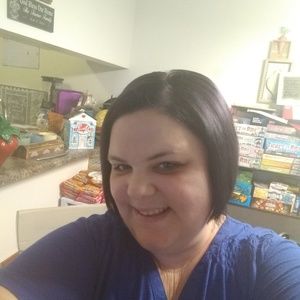 Meet your Posher, Tia